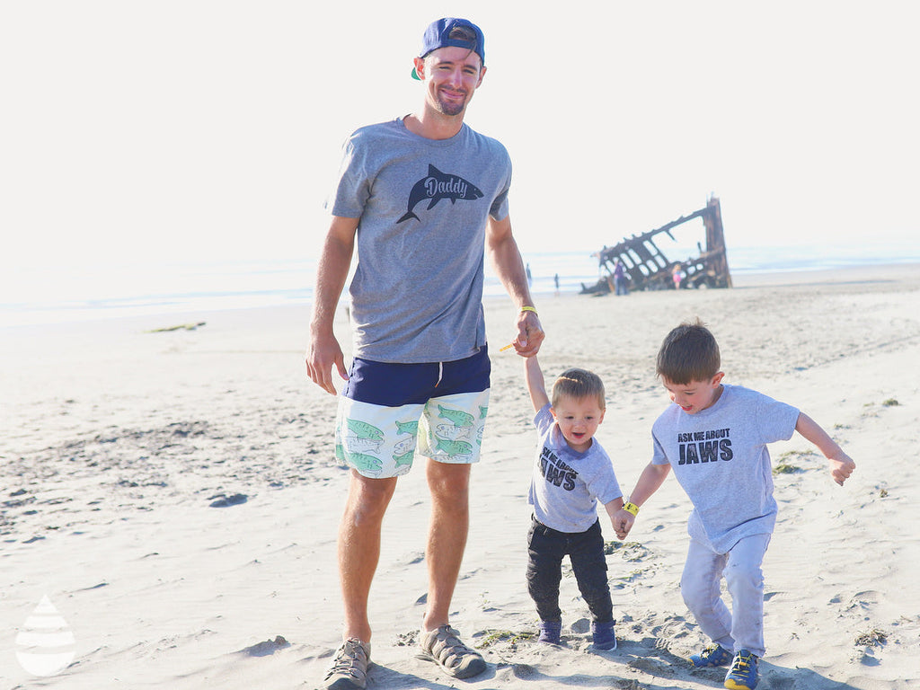 Daddy Shark Men's T Shirt