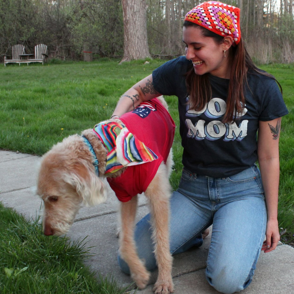 Dog Mom Retro Women's T Shirt