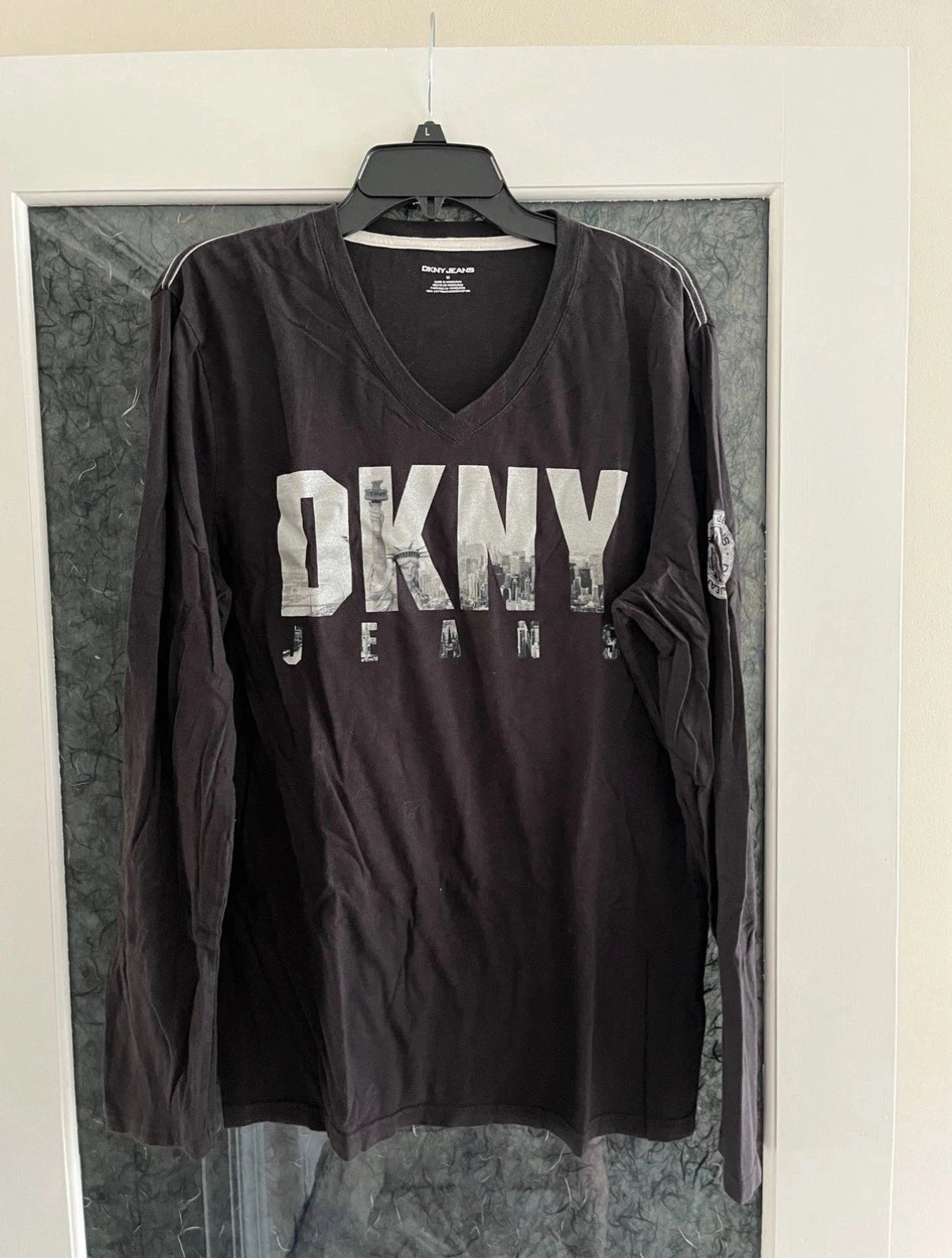 DKNY Men's Black Long-Sleeve V-Neck Shirt with Logo