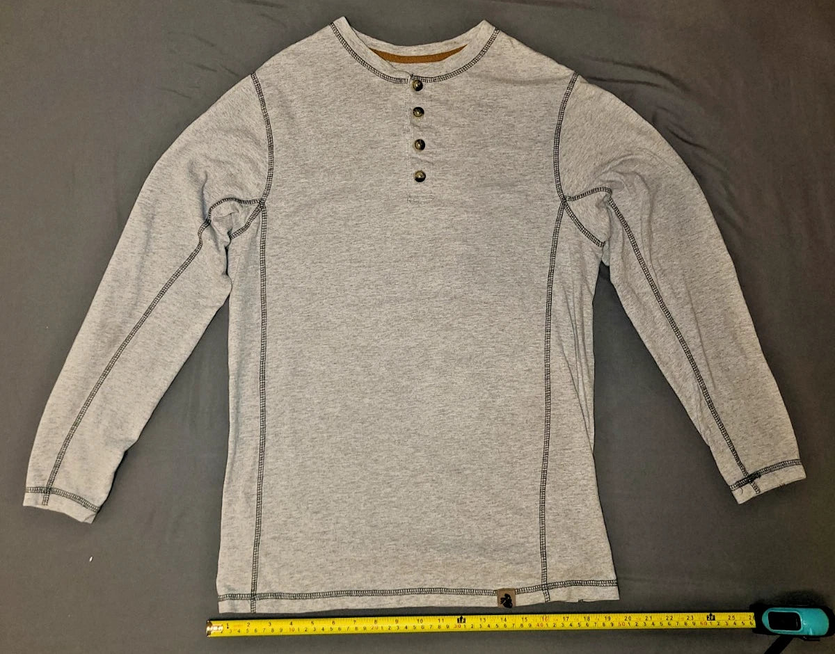 Legendary Whitetails Shirt Mens Medium Beige Henley Long Sleeve Tagless Tee