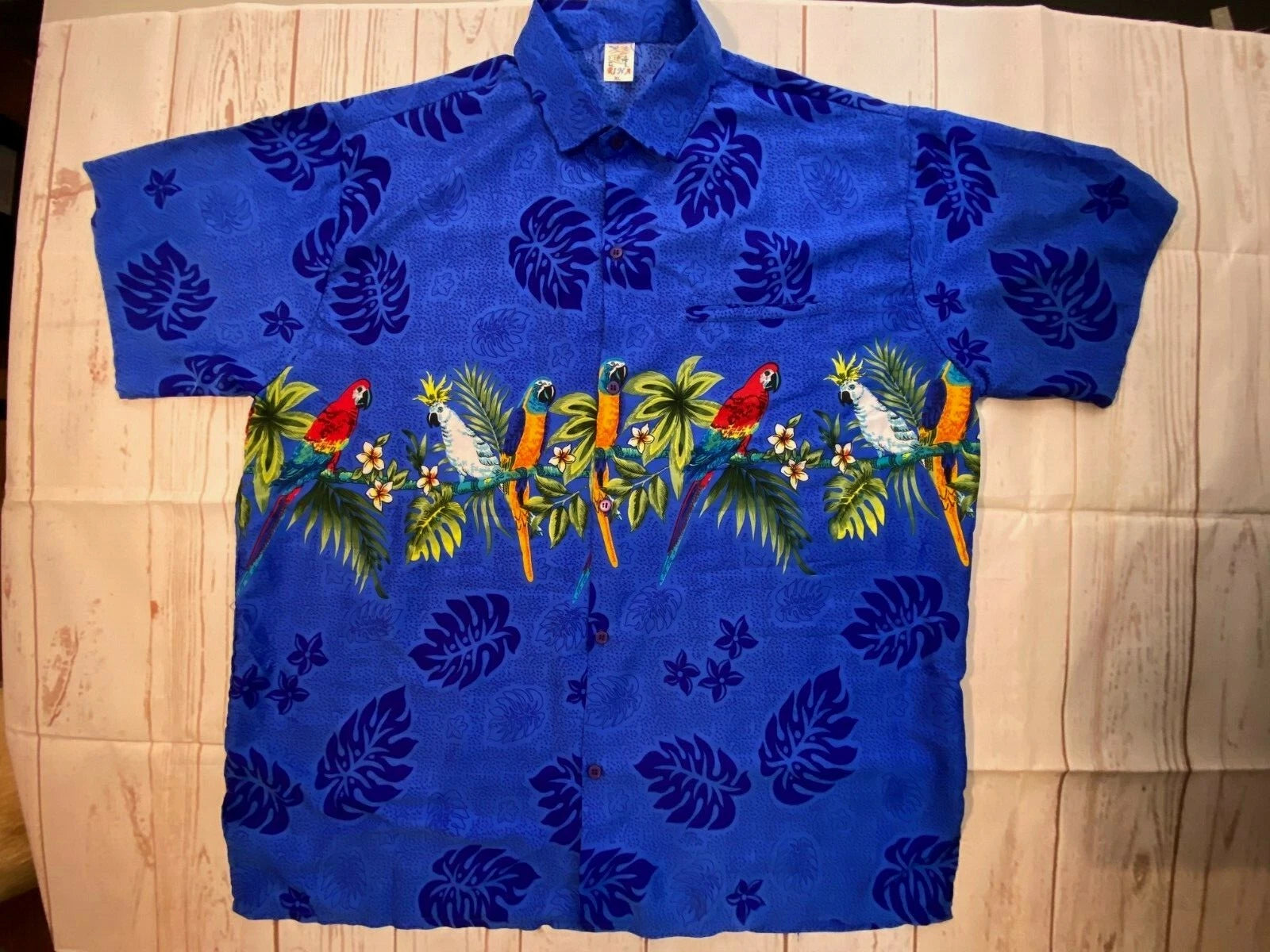 Rina Mens Hawaiian Blue Button Down Shirt Parrots  Tropical Birds Sz XL