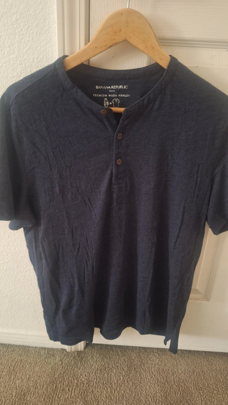 Banana Republic Premium Wash Henley T-Shirt Navy Blue Recycled Knit Size L