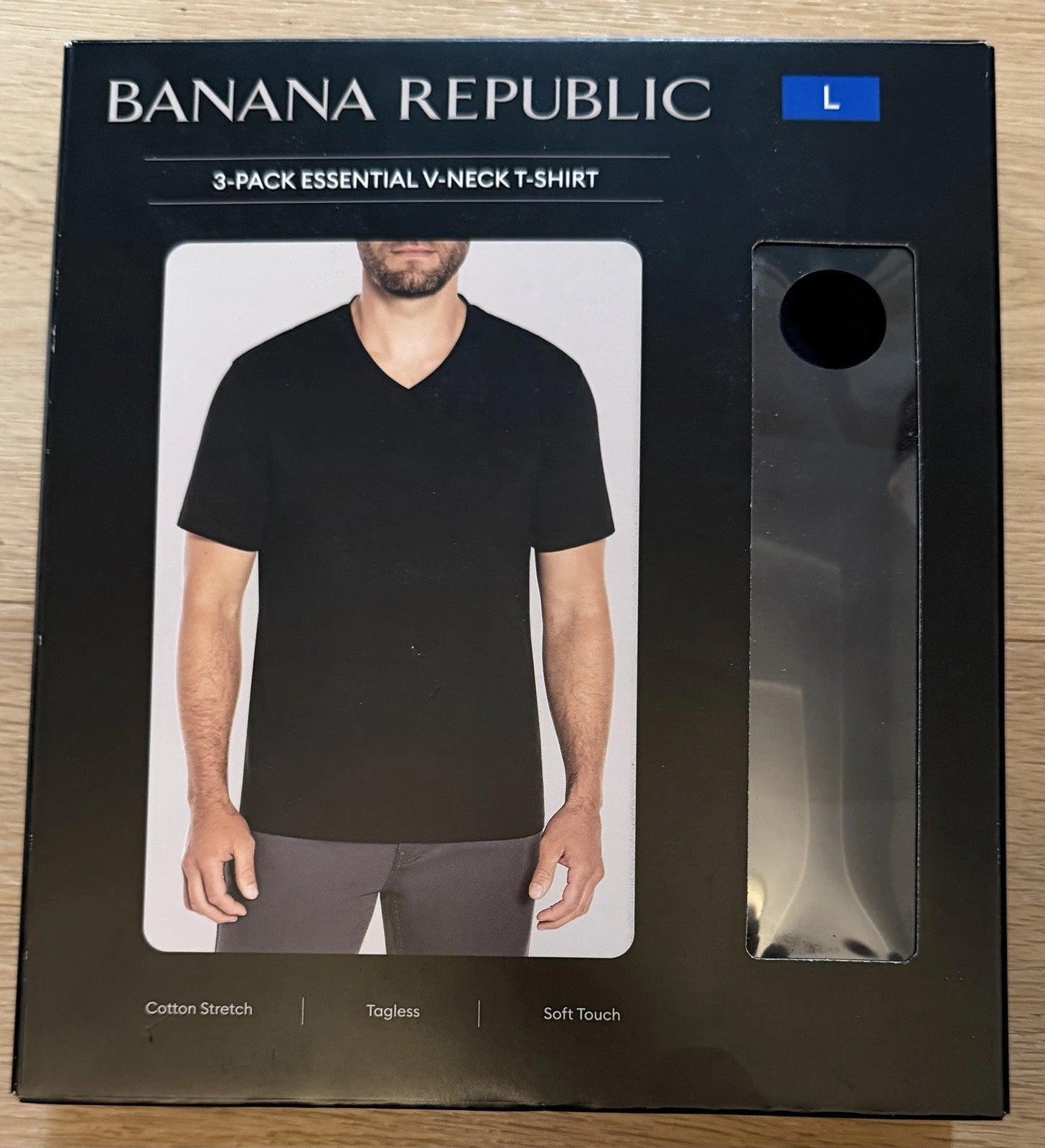 Banana Republic Men's V-Neck Tee 3 pack - Black