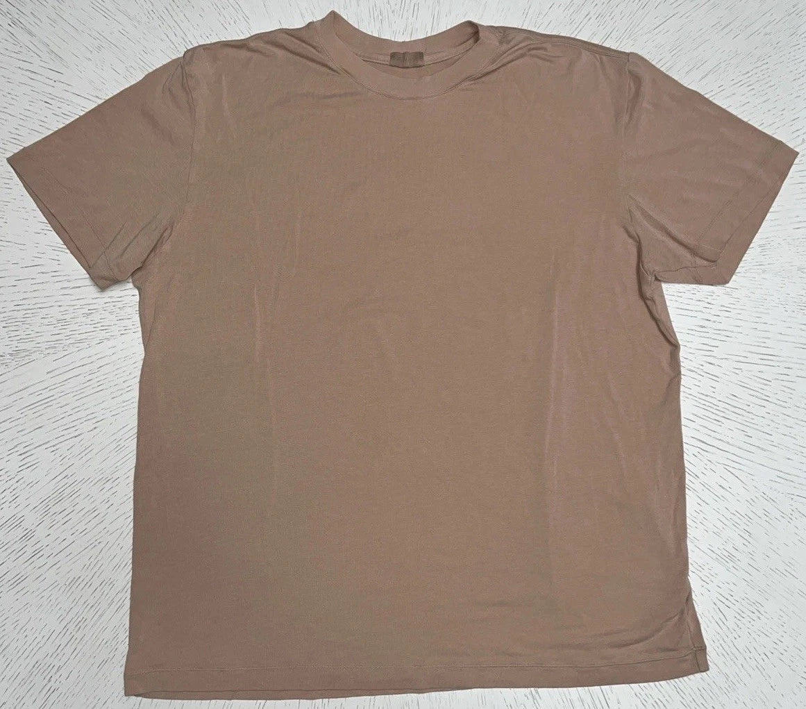 Skims Crew neck T Shirt Men’s Medium Beige Short Sleeve Casual Designer Stylish