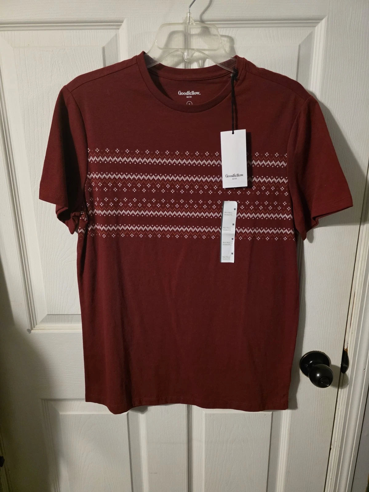 Goodfellow & Co Short Sleeve Standard Fit Red Ribbon T-Shirt Size M Crew Neck