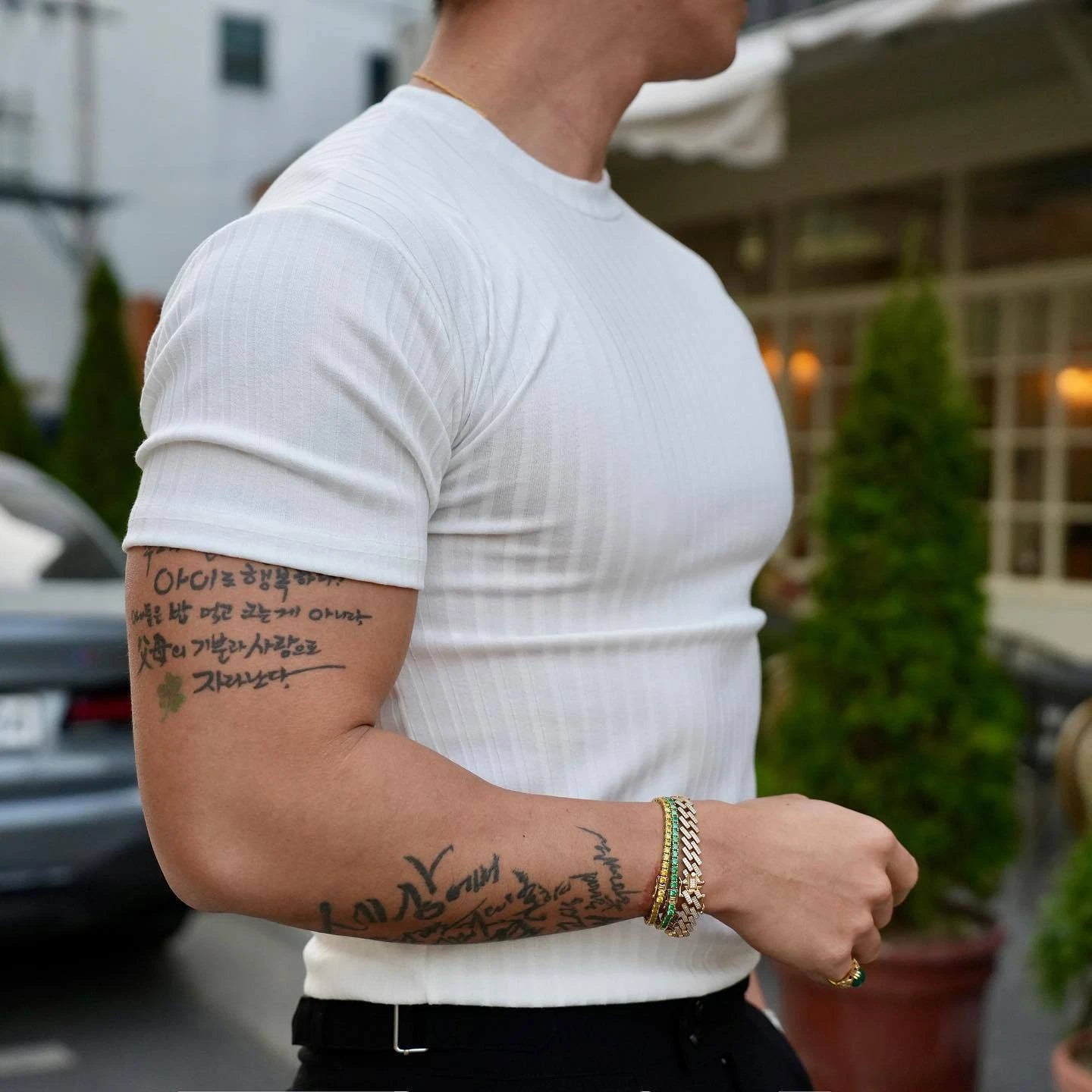 New Men's Slim-Fit Casual Round Neck Stretch Short Sleeve
