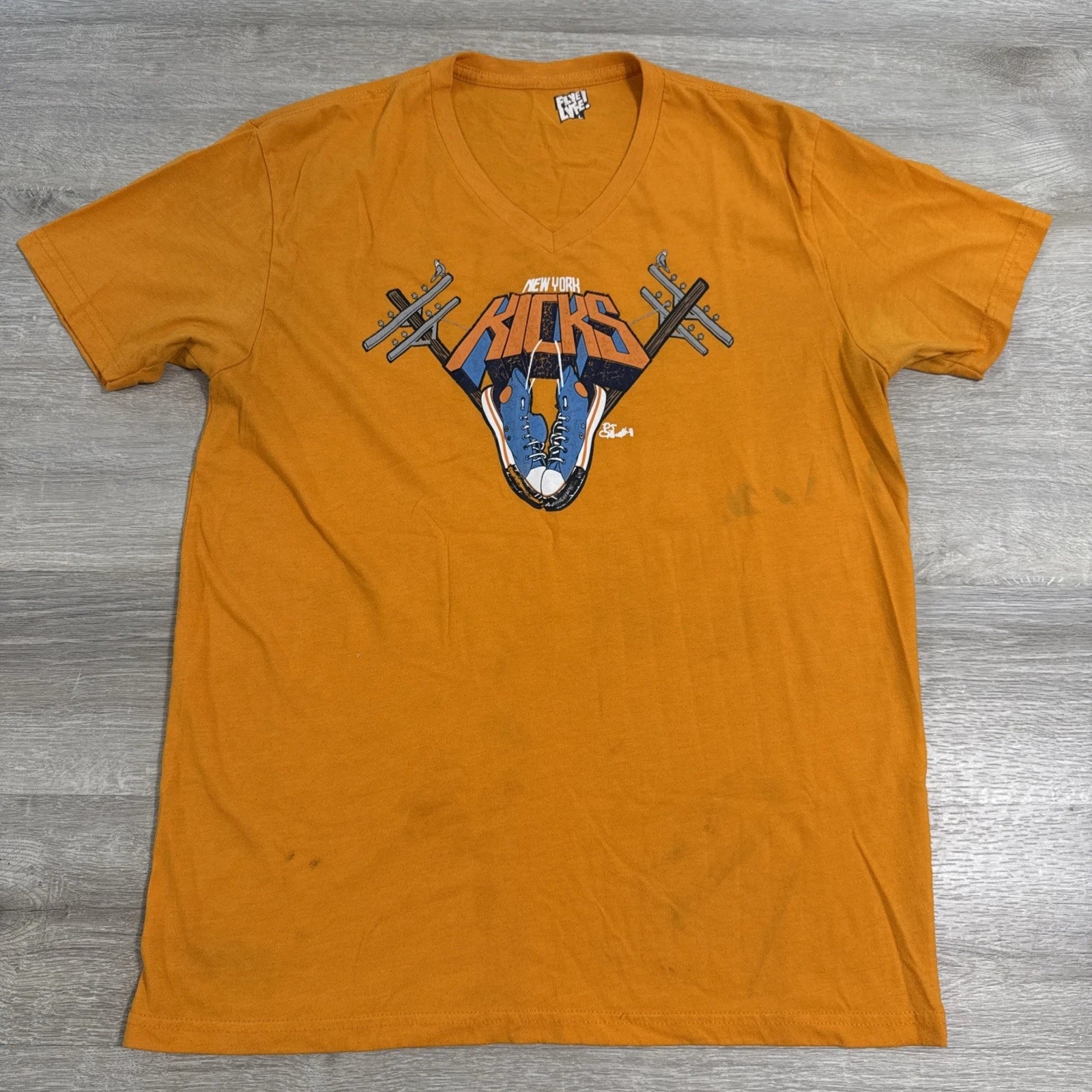 New York Kicks Shirt Knicks Style Basketball Orange Men's Large V Neck Tee