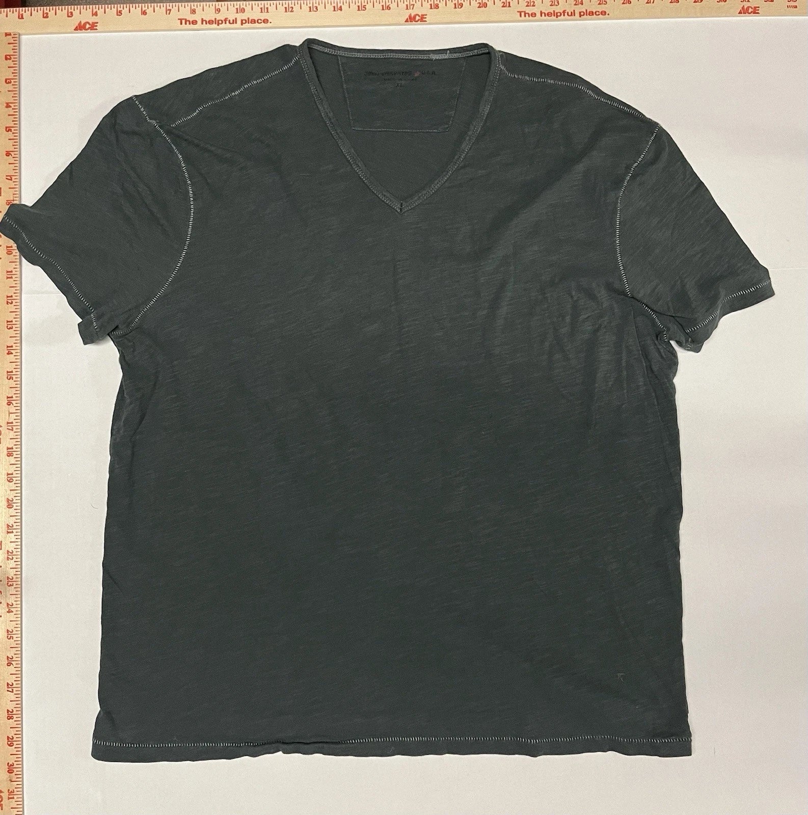 John Varvatos USA 100% Cotton V Neck Mens XL Short Sleeve Gray T Shirt