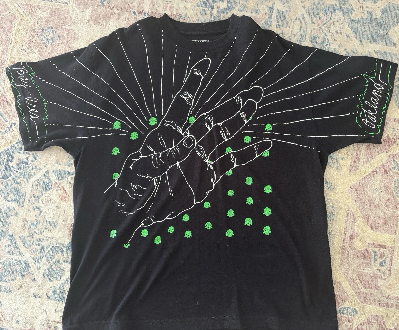 Men's Black Graphic Print T-Shirt Crew Neck Short Sleeve Regular Size L