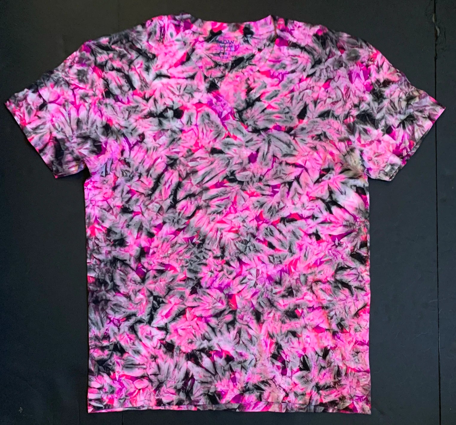 *New* 2XL - Sm Handmade Tie Dye, Bubble Gum Licorice Cruncht Crinkle, Crew or V