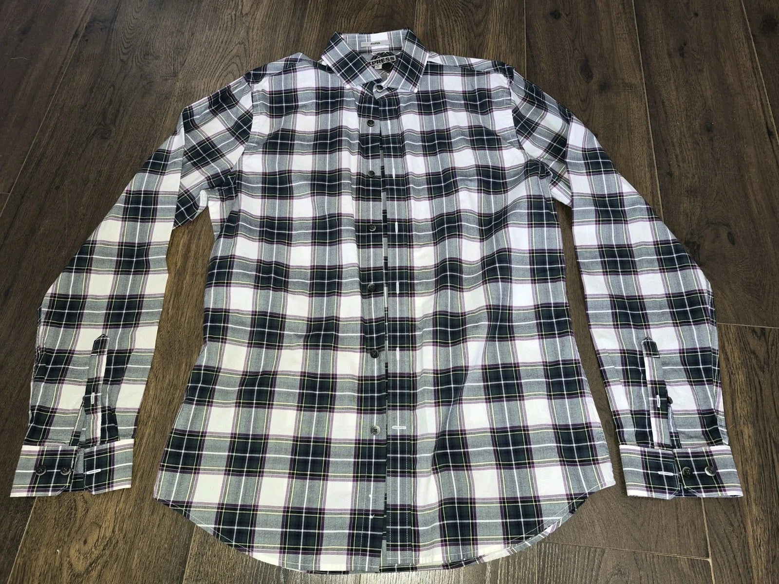MENS EXPRESS PLAID BUTTON UP SHIRT M MEDIUM SLIM PERFECT FITTED