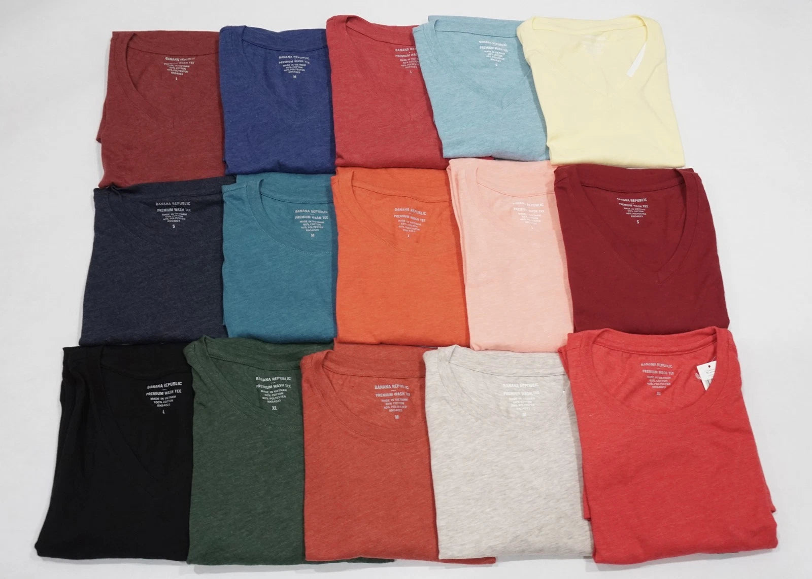 Banana Republic Men's Crew or V-Neck Short Sleeve Basic Tees Size S, M, L, XL