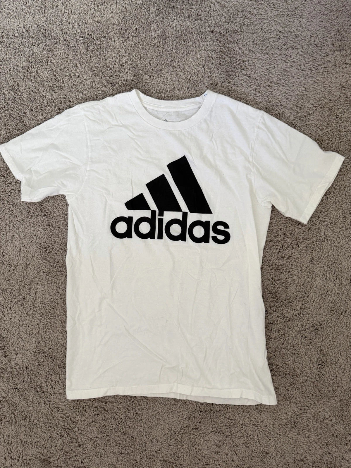 Adidas Essentials White Graphic Tee Men’s M Athletic Casual Shirt