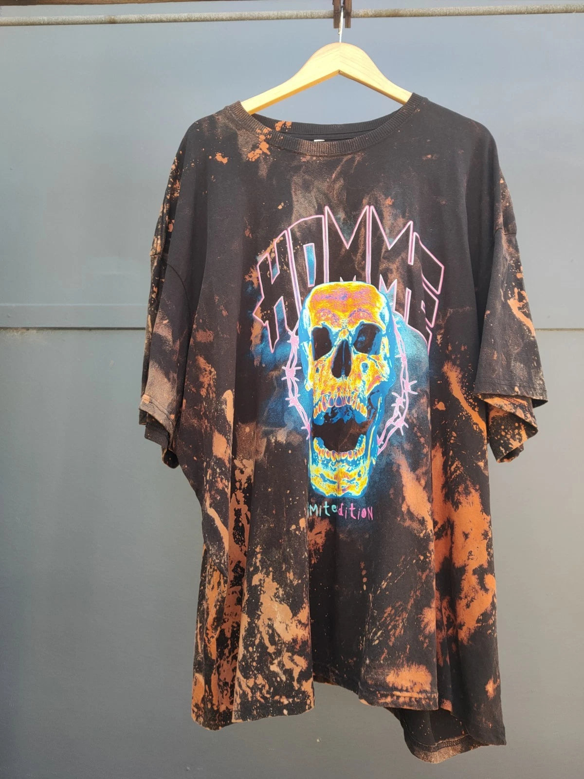 Homme Graphic Distressed Tshirt