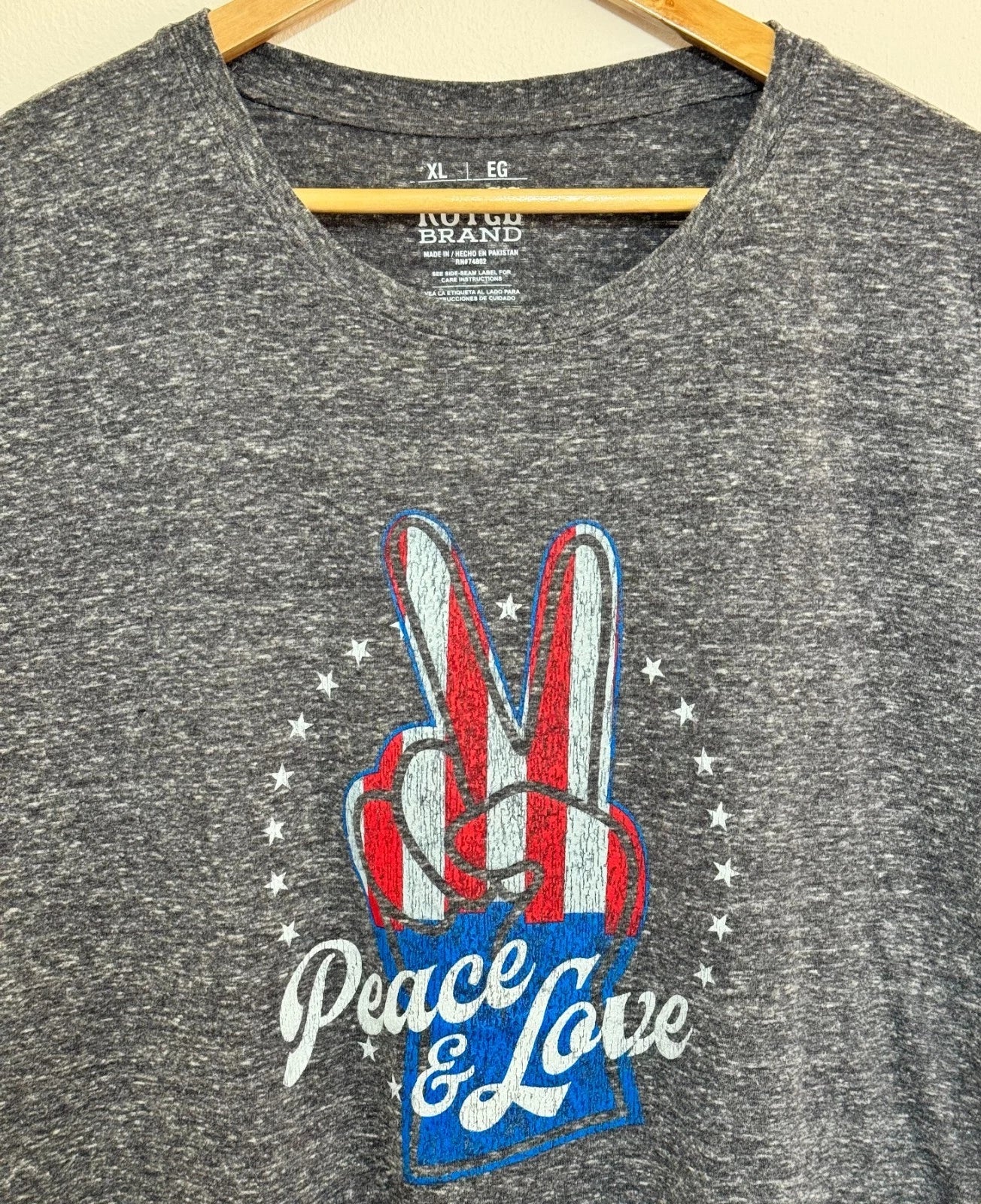 Royce Brand T-Shirt Mens XL Peace Love USA Flag Scallop Hem Longline Streetwear