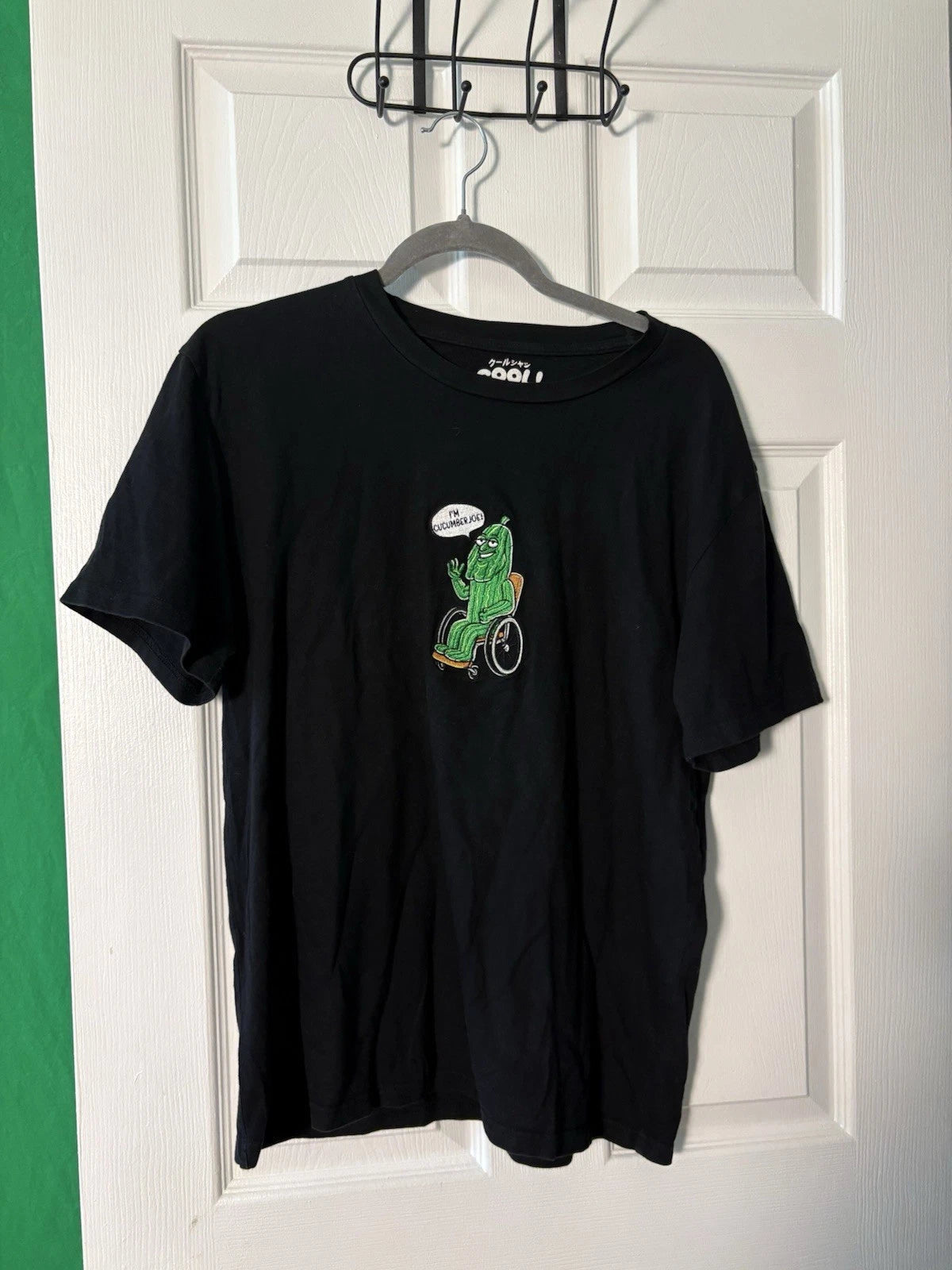 Limited Edition Men’s T Shirt Size Large Featuring Cucumber Joe X Family Guy