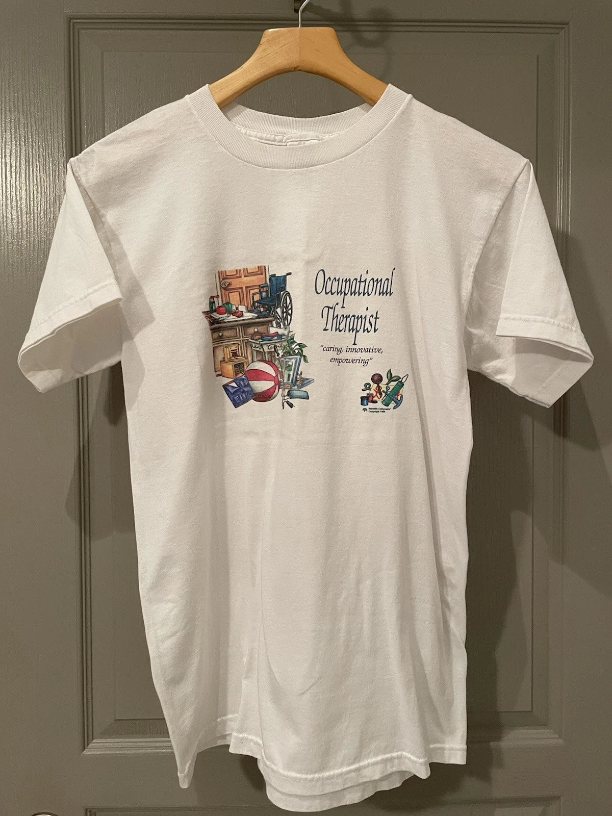 Occupational Therapist “caring, innovative, empowering” White Shirt Sz M VTG 90s