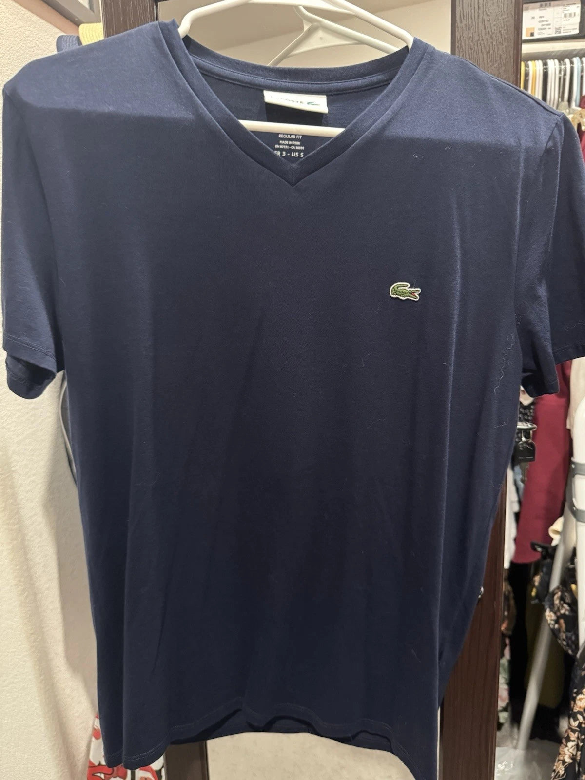 Lacoste Men's Lightweight Pima Cotton V-Neck T-Shirt Navy Blue Size S