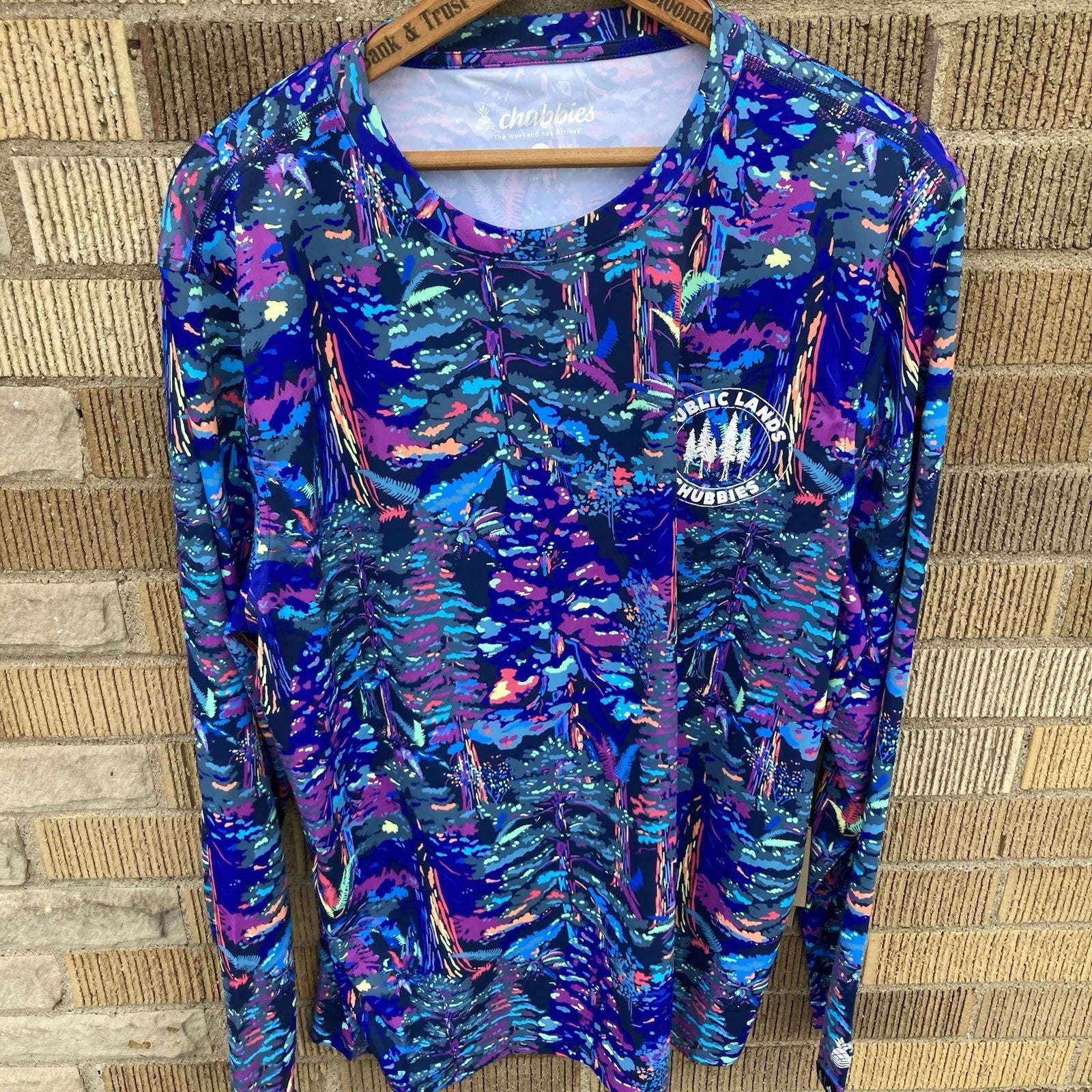 Chubbies X Public Lands Men's Large Long Sleeve Neon Forest Sun Shirt UPF Rash