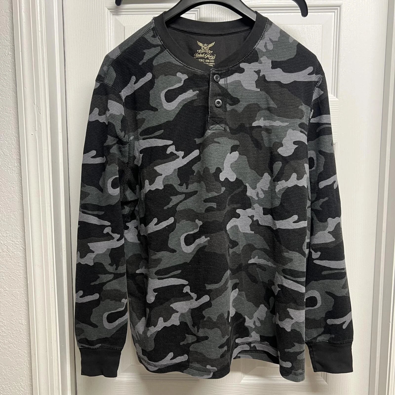 Y2K Faded Glory Camo Henley Long Sleeve Thermal Shirt Sz. XXL