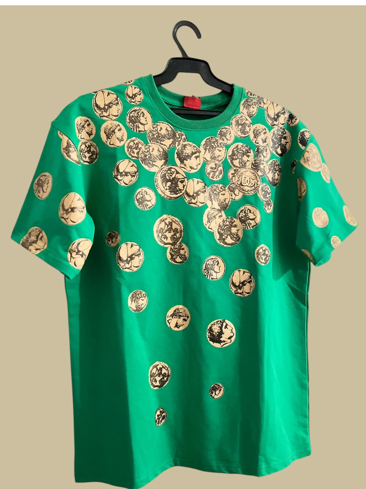 Luxury Green Designer T-Shirt with Gold Coin Print – Premium Streetwear Fashion