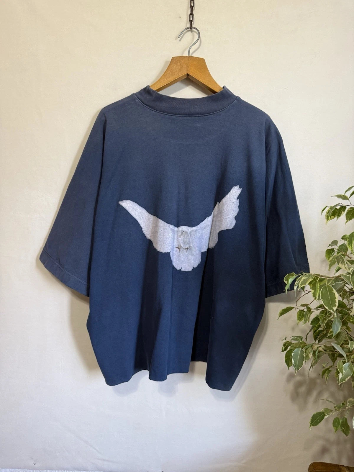 YZY GAP Yeezy Balenciaga Dove T Shirt Oversized Size Medium Kanye West