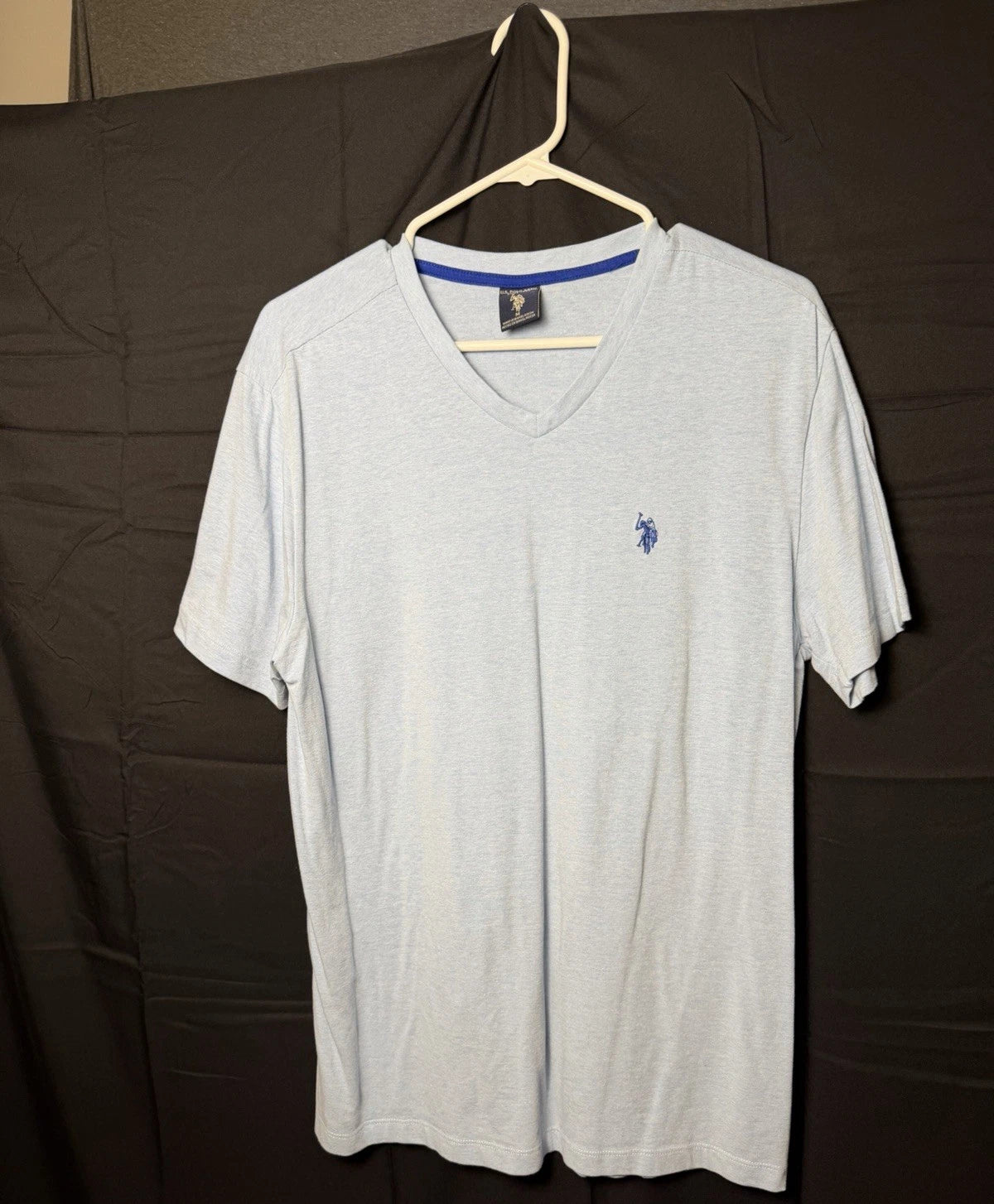 U.S. Polo Assn. Men's Blue V-Neck Short Sleeve Solid T-Shirt M Logo Regular