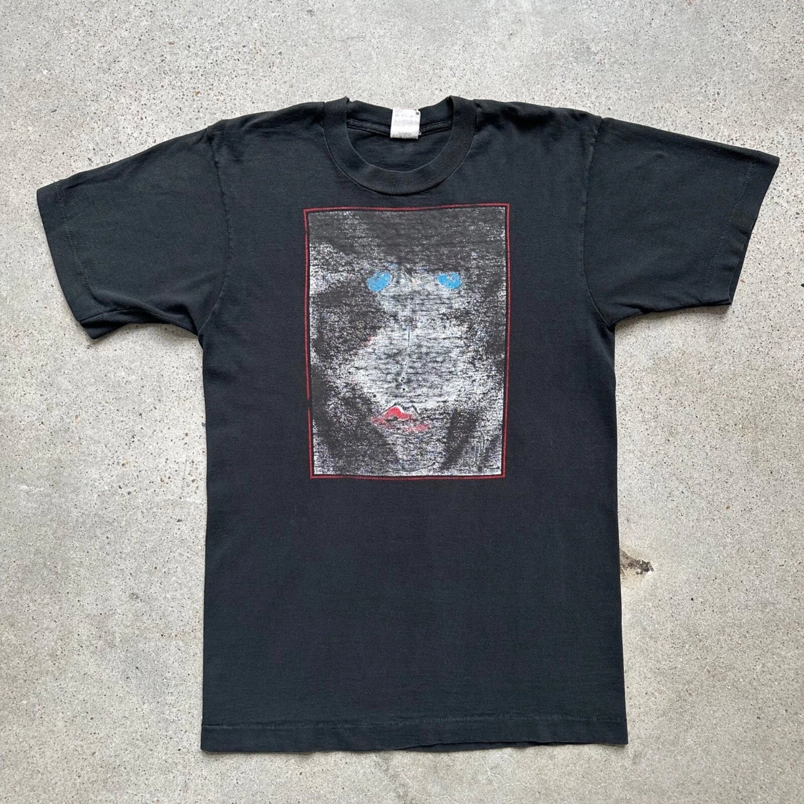 Vintage 1989 Unknown Faded Unique Art Shirt