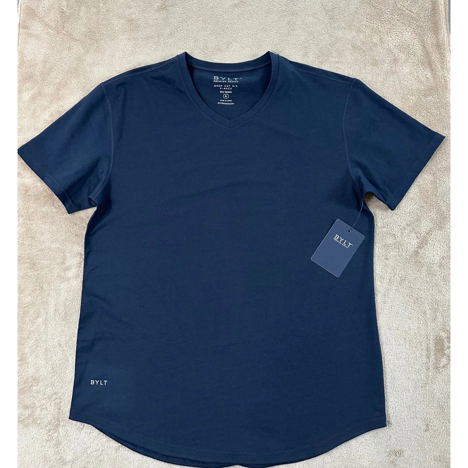 BYLT Premium Basics Drop-Cut V-Neck T-shirt Men's size XL Navy Blue NEW