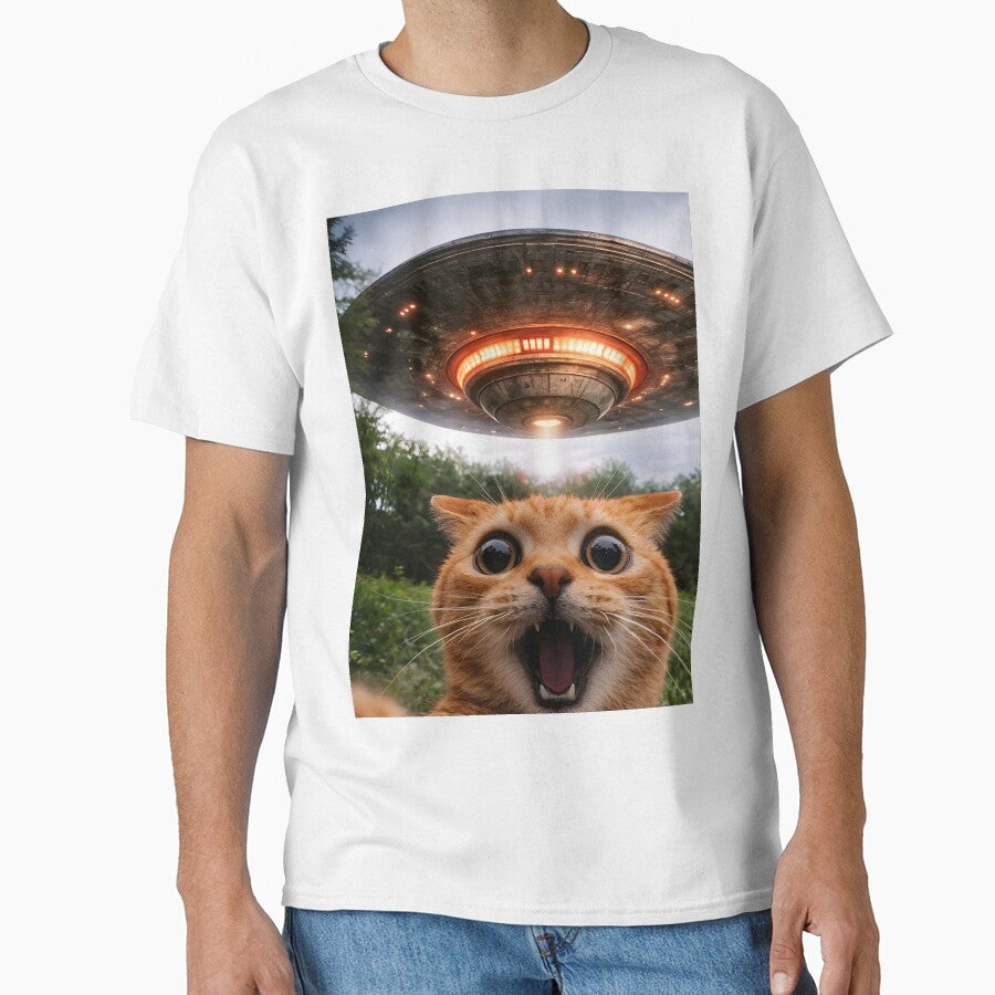 Funny Surreal Worried Cat Taking A Selfie of UFO Alien Spacecraft Humorous Animals by ManxCatAndy T-Shirts,... (Image 1)