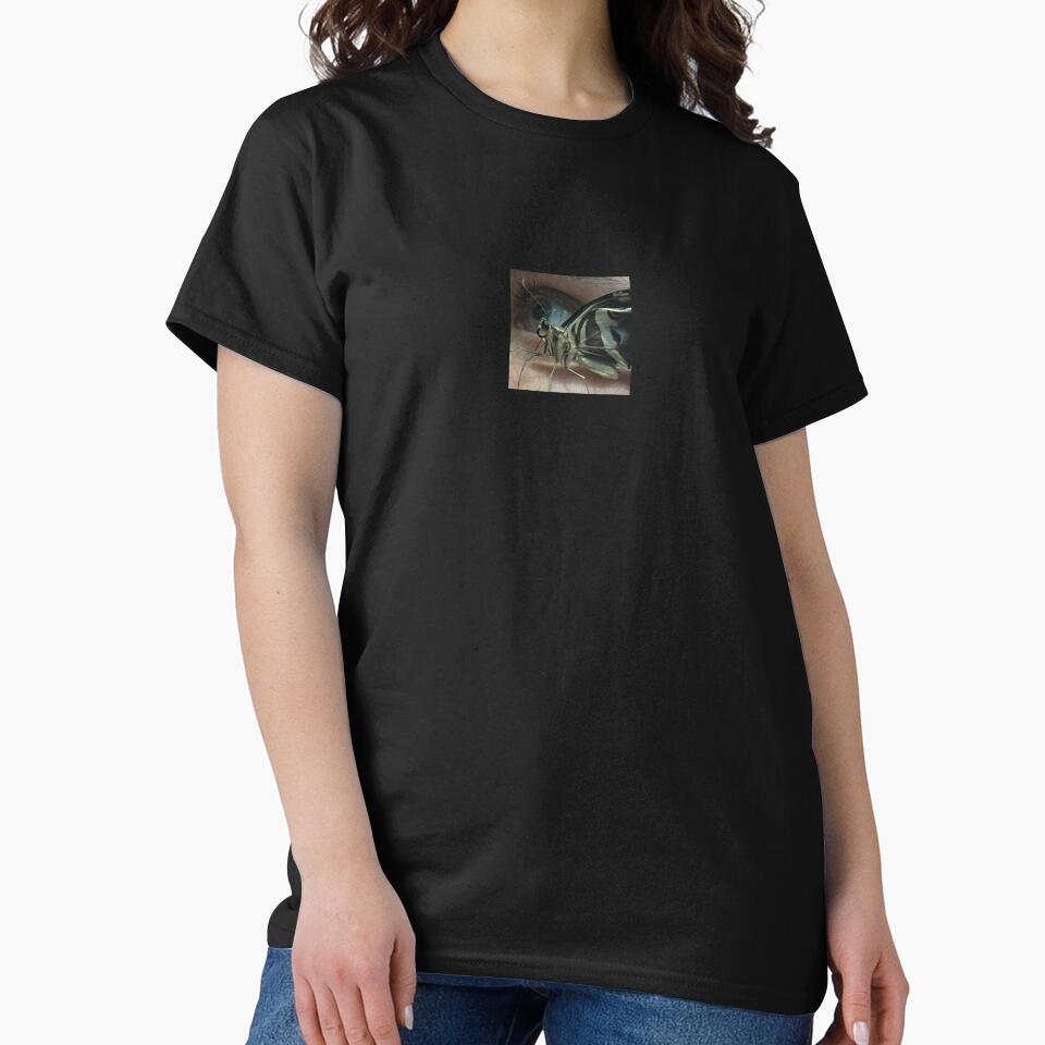 Aesthetic Butterfly Next to Eye by Magironi T-Shirts, Hoodie, Sweatshirt | BlankRebels.com (Image 2)