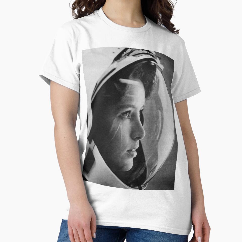Astronaut by Lldavids T-Shirts, Hoodie, Sweatshirt | BlankRebels.com (Image 2)