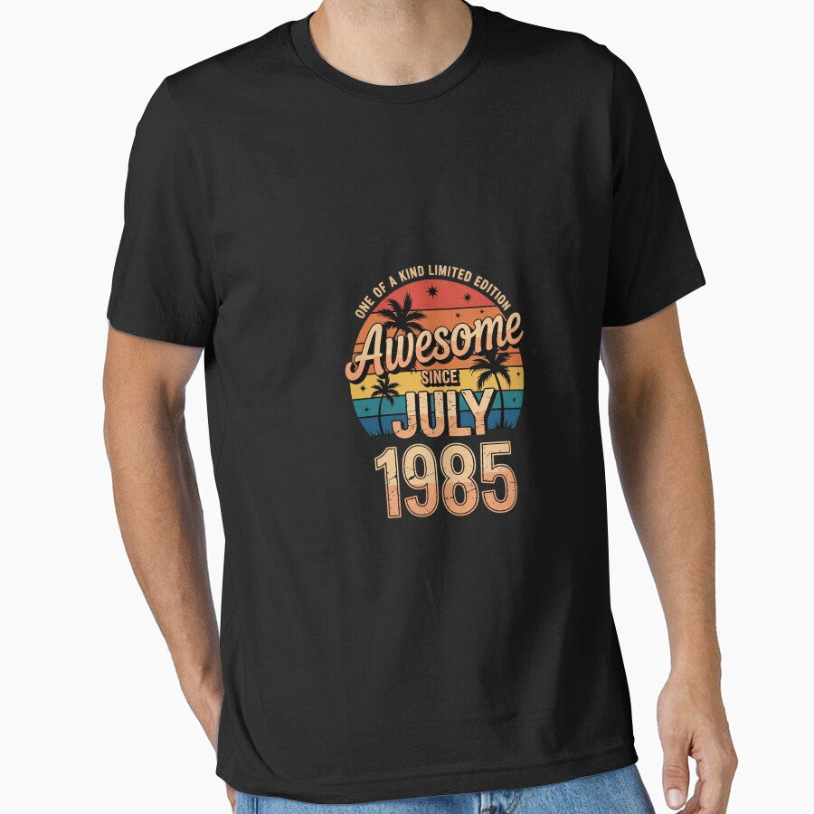 40 Years Old July 1985 40th Birthday Men by BeetleMalon T-Shirts, Hoodie, Sweatshirt | BlankRebels.com (Image 1)