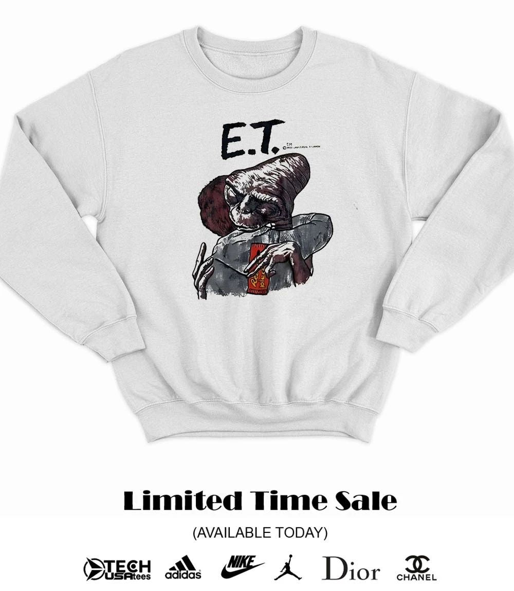 1982 E.T. x Reese hug movie shirt