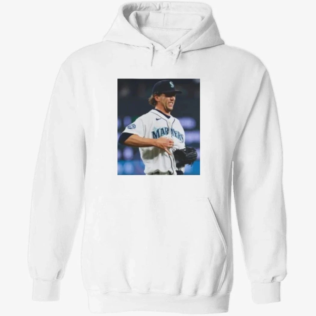 Mariners Catch Ball in Shirt