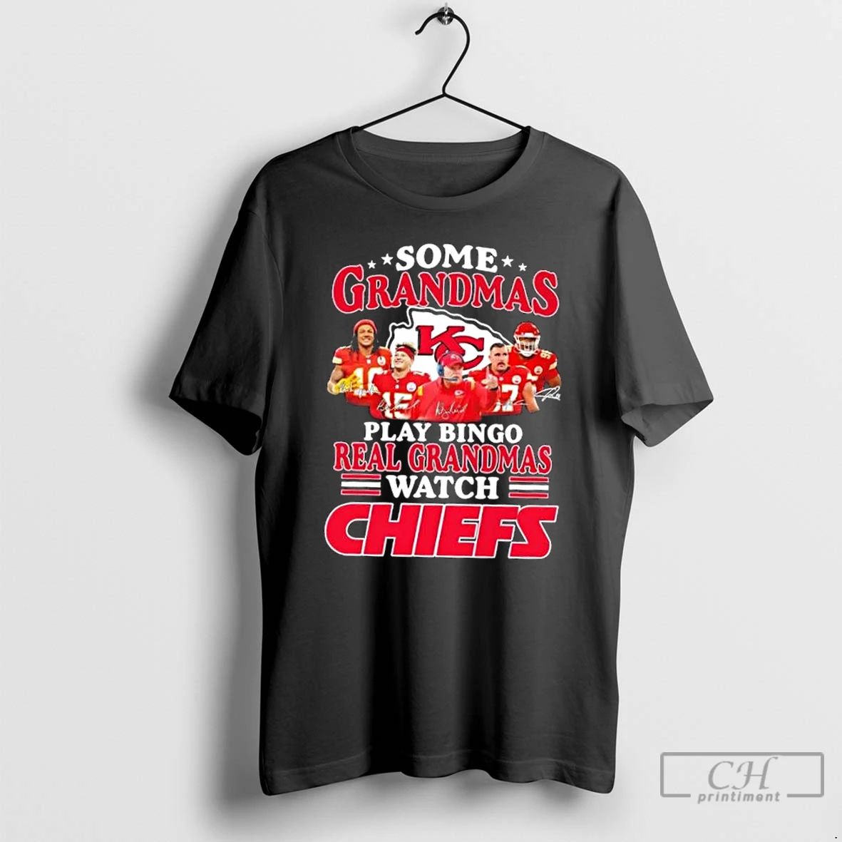 Classic Some Grandmas Play Bingo Real Grandmas Watch Coach Andy Reid And Players Kansas City